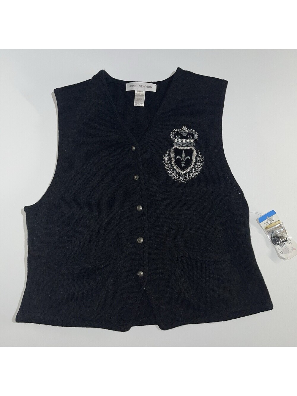 Jones New York Black Knit Vest Embroidered Crest Acrylic Lambwool Blend Sz M $75
